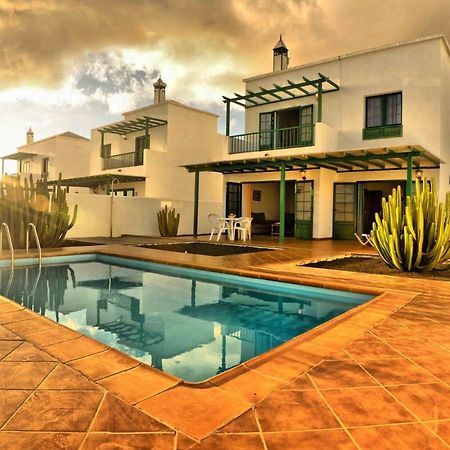 Вилла Casas Nohara, Playa Blanca Яйса Экстерьер фото